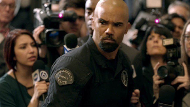 S. W. A. T.: Спецназ города ангелов 19 серия S. W. A. T.: Спецназ города ангелов 19 серия