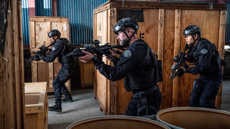S. W. A. T.: Спецназ города ангелов 4 сезон 17 серия S. W. A. T.: Спецназ города ангелов 4 сезон 17 серия